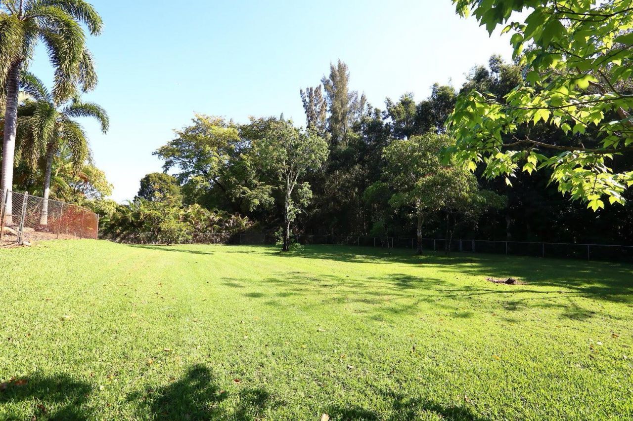 5330 SW 199th Avenue, Pembroke Pines, FL 33332 Photo