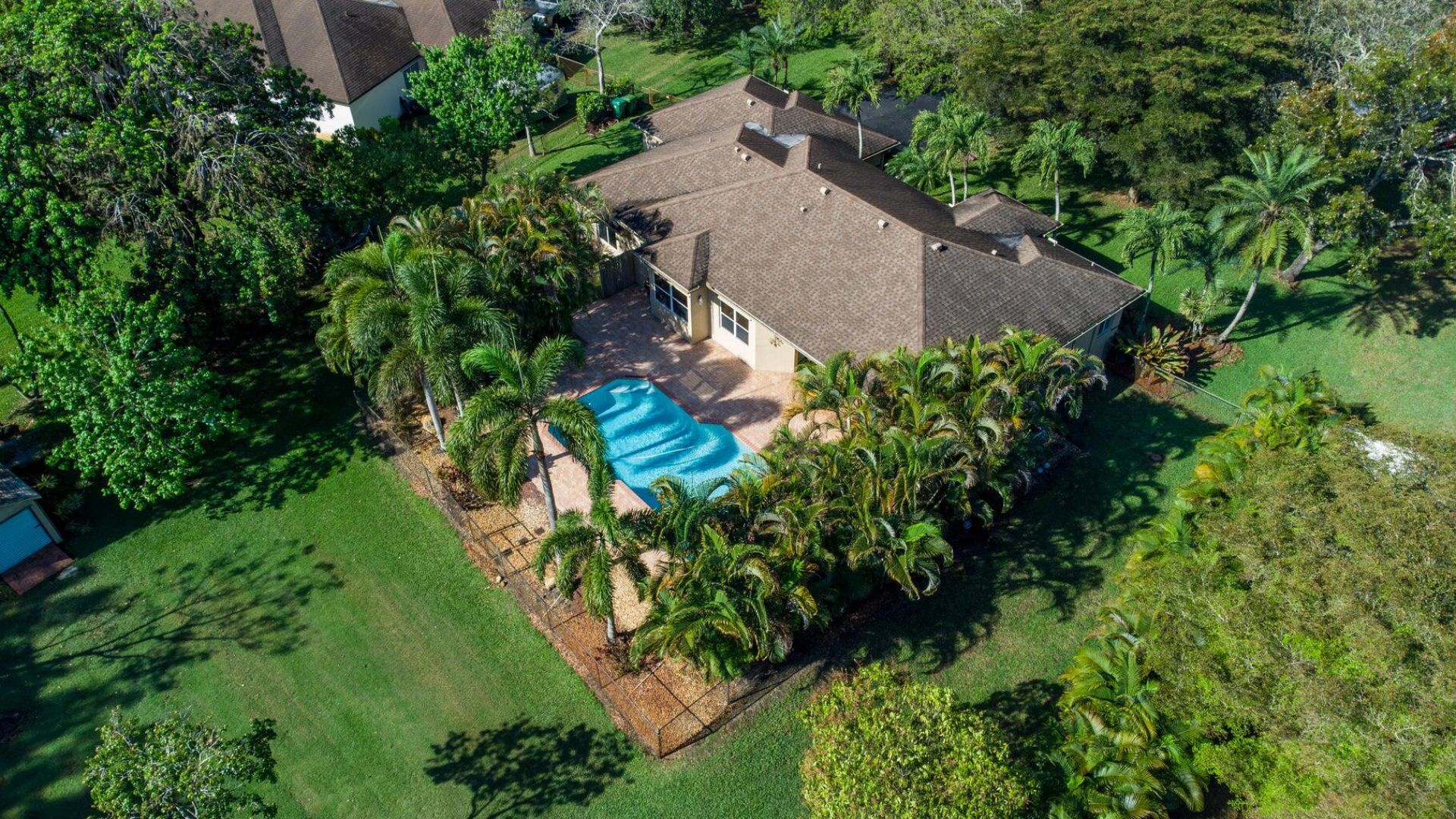 5330 SW 199 Avenue, Pembroke Pines, FL 33332 Photo