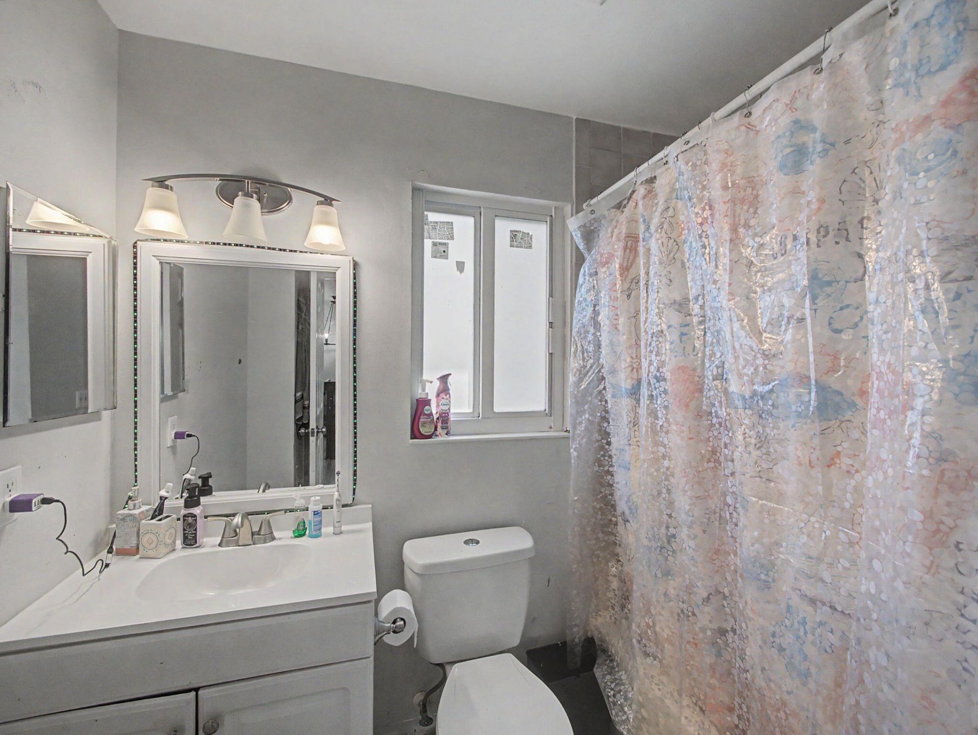 4675 Lakeside Circle, West Palm Beach, FL 33417 Photo