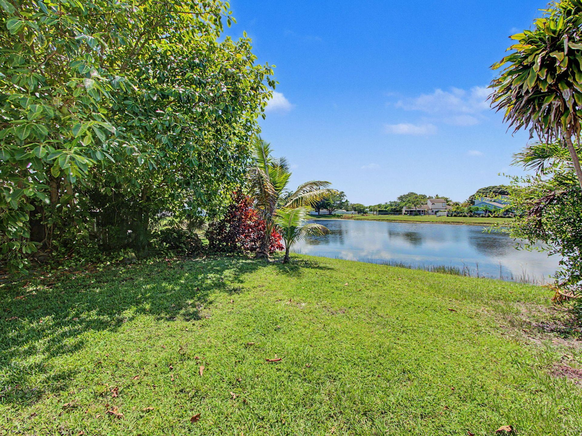 4675 Lakeside Circle, West Palm Beach, FL 33417 Photo