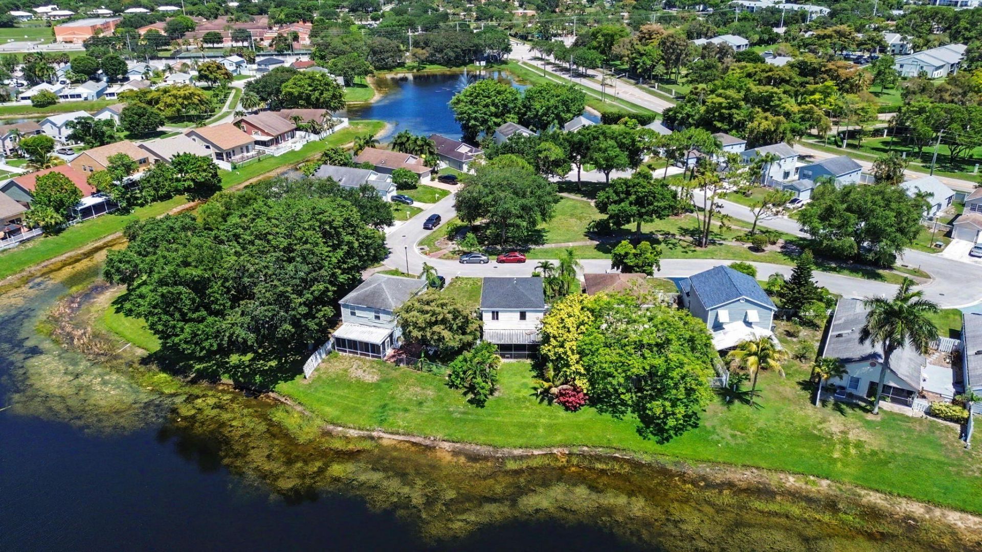4675 Lakeside Circle, West Palm Beach, FL 33417 Photo