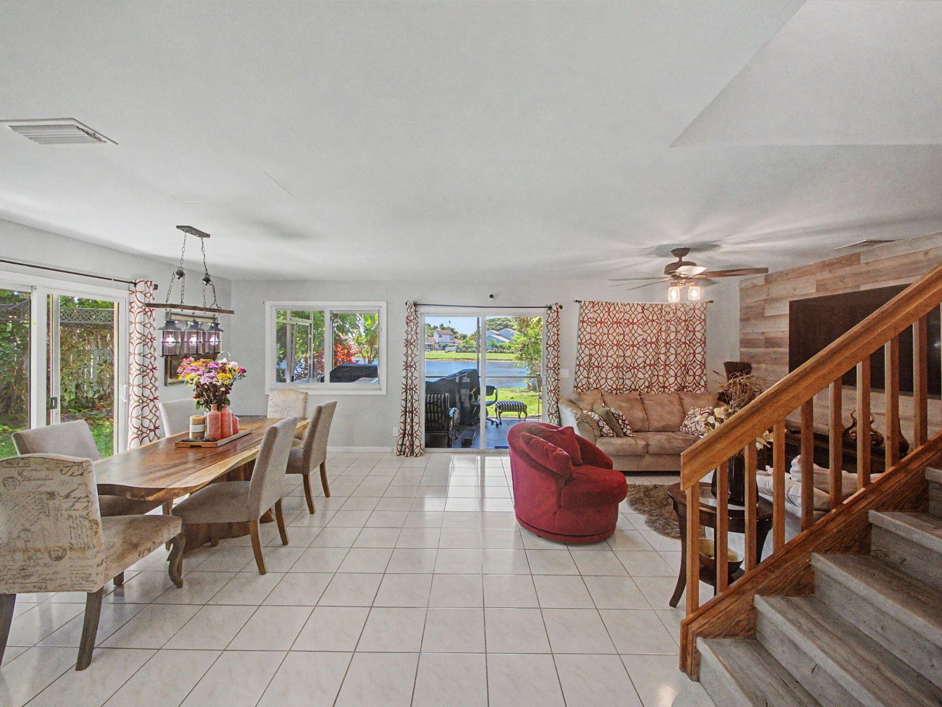 4675 Lakeside Circle, West Palm Beach, FL 33417 Photo