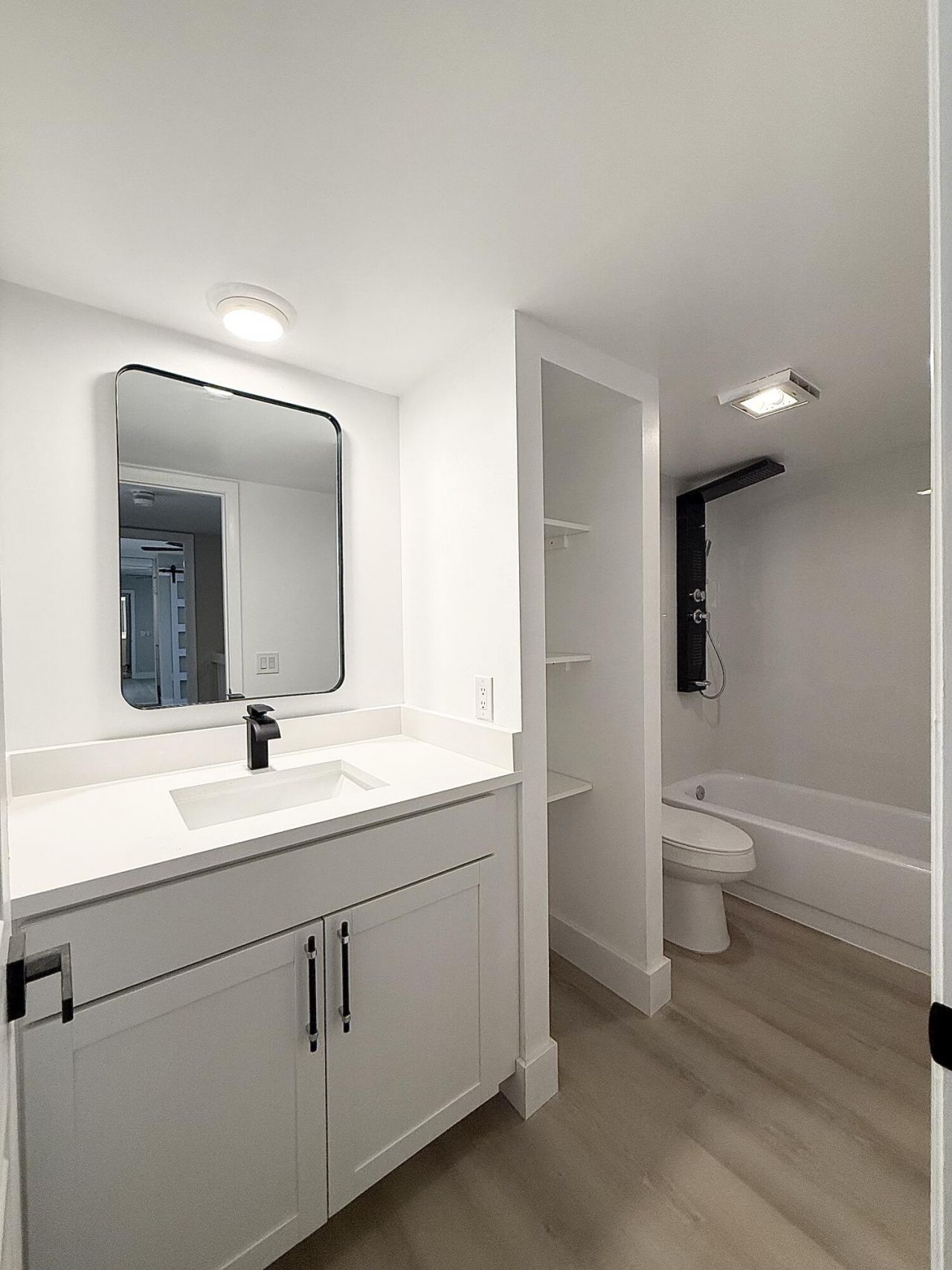 205 Charter Way, West Palm Beach, FL 33407 Photo