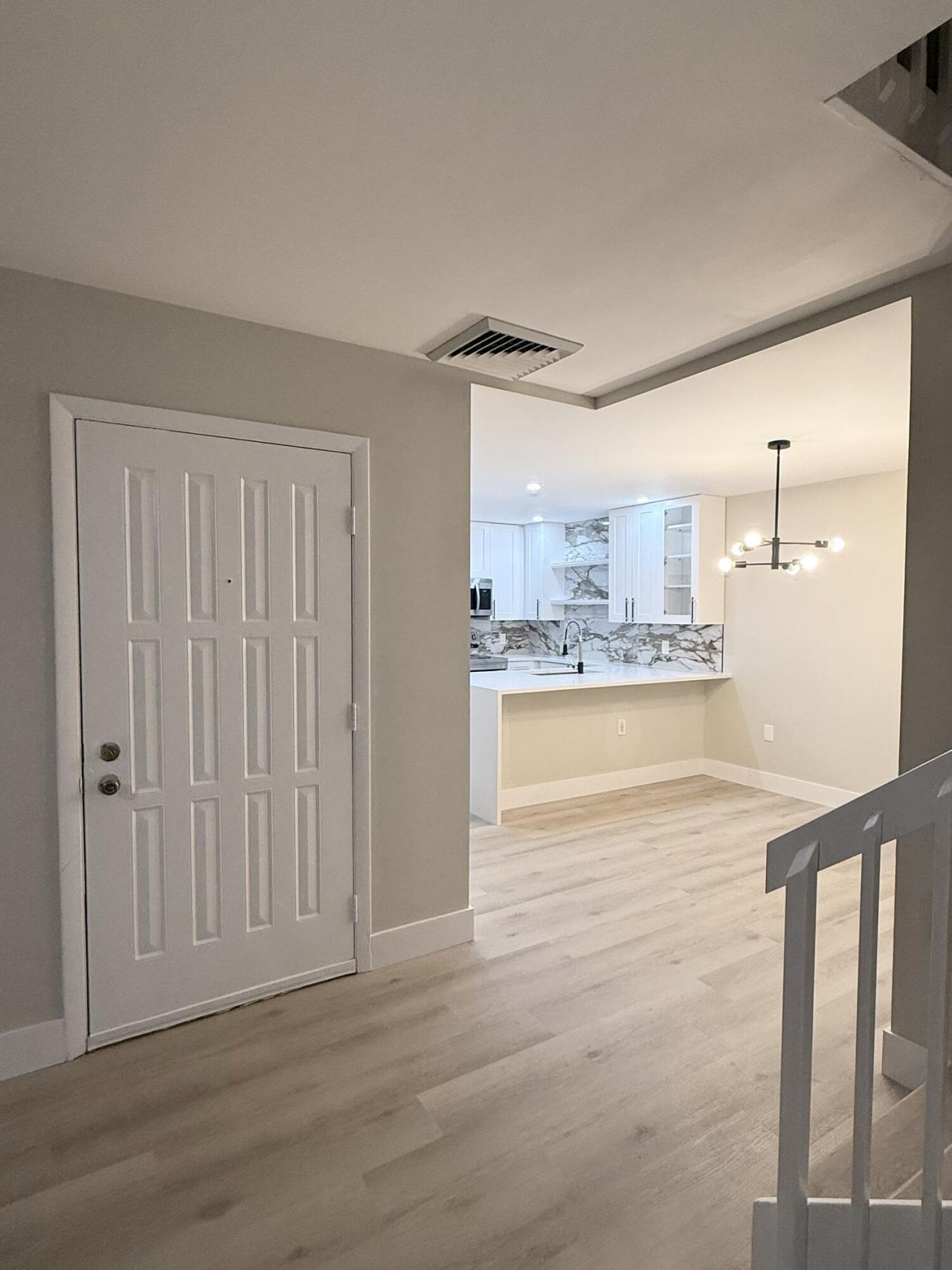 205 Charter Way, West Palm Beach, FL 33407 Photo