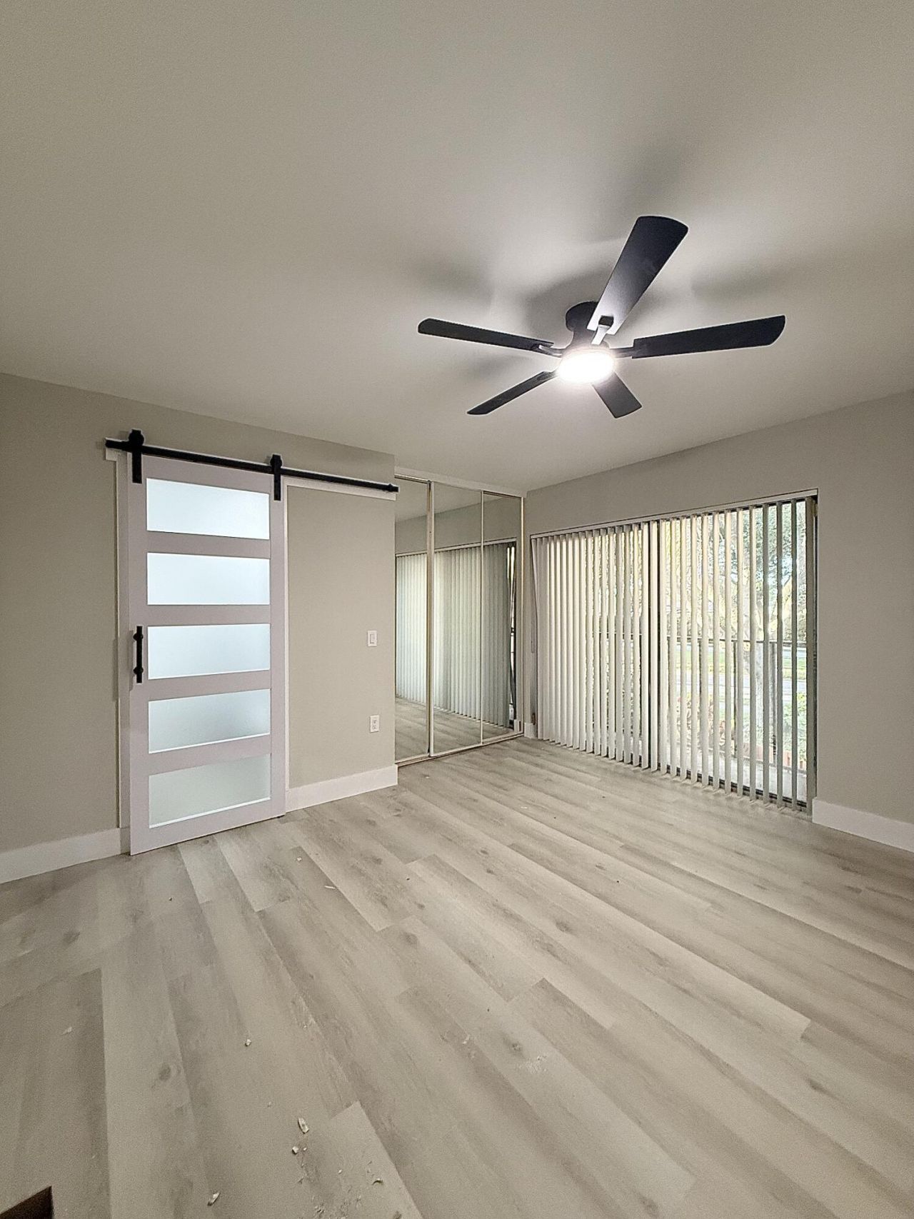 205 Charter Way, West Palm Beach, FL 33407 Photo