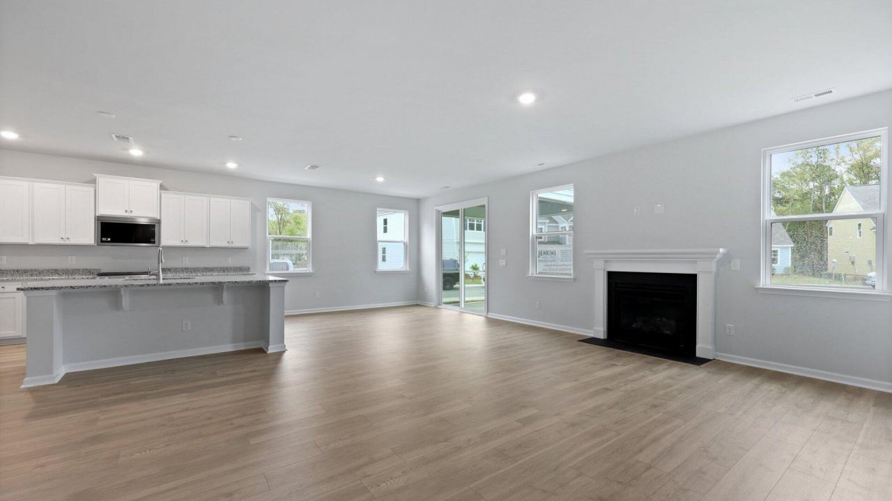 303 Dickerson Lane Photo 8