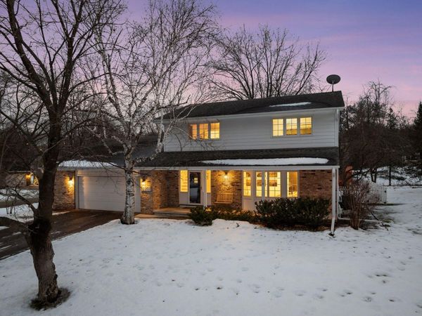 6201 Balder Lane, Edina, MN 55439