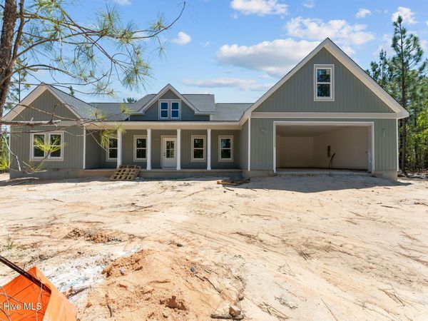 2033 Pewter Drive, West End, NC 27376