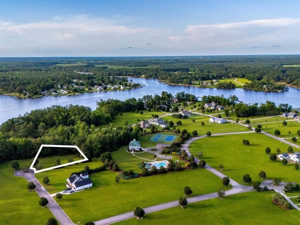 330 Southern Way, Arapahoe, NC 28510