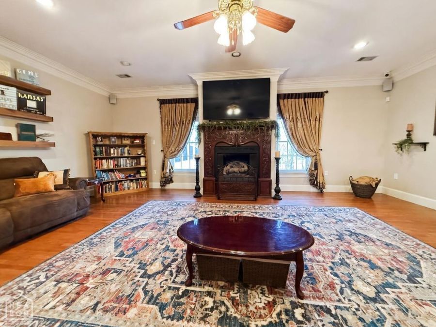 Property Image 15