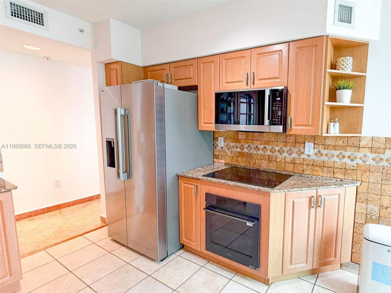 3370 Hidden Bay Dr, Unit 1814, Aventura, FL 33180 Photo