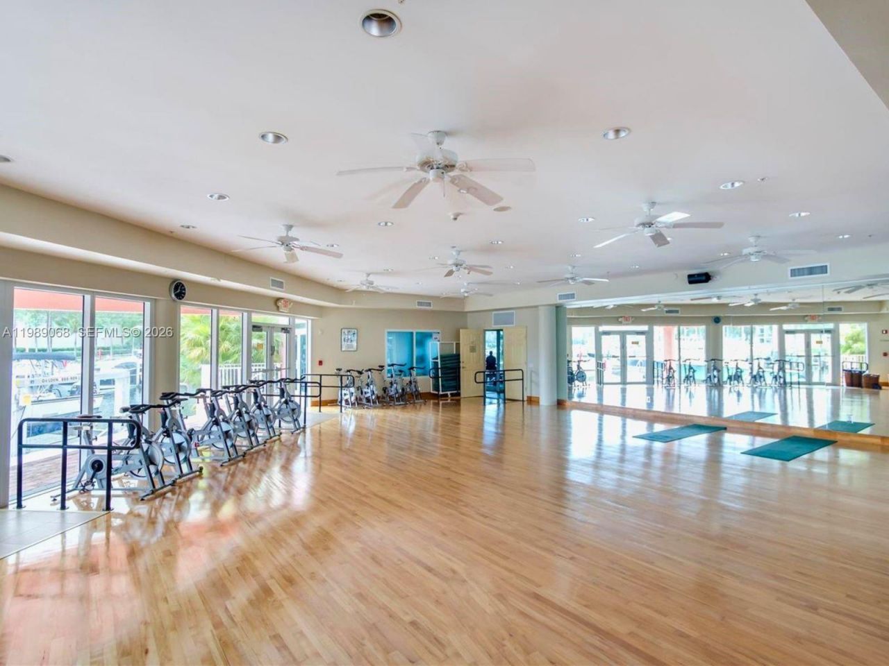 3370 Hidden Bay Dr, Unit 1814, Aventura, FL 33180 Photo