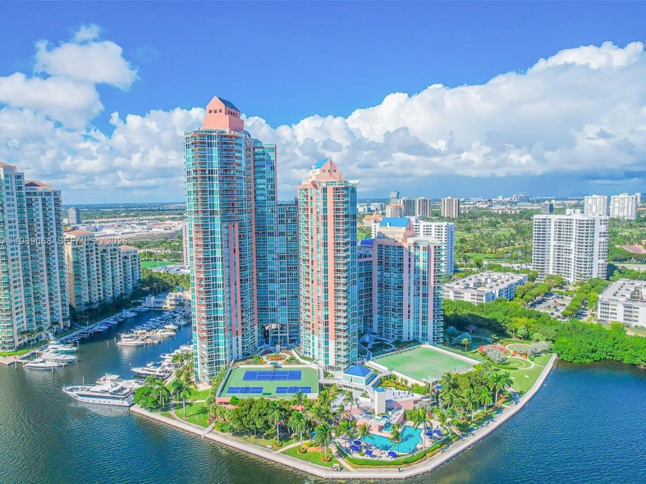 3370 Hidden Bay Dr, Unit 1814, Aventura, FL 33180 Photo