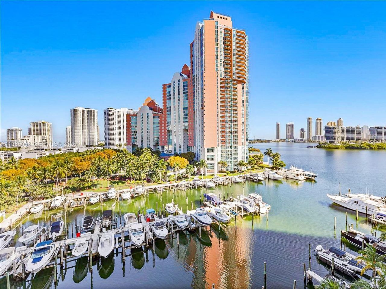 3370 Hidden Bay Dr, Unit 1814, Aventura, FL 33180 Photo