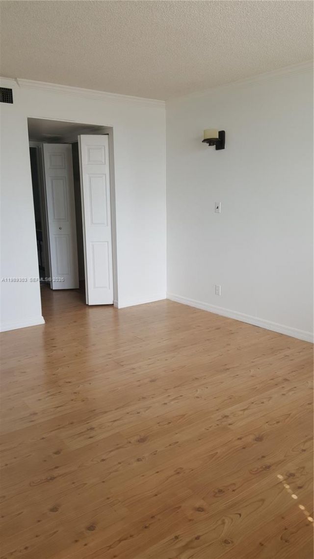 6770 Indian Creek Dr , Unit 5T, Miami Beach, FL 33141 Photo