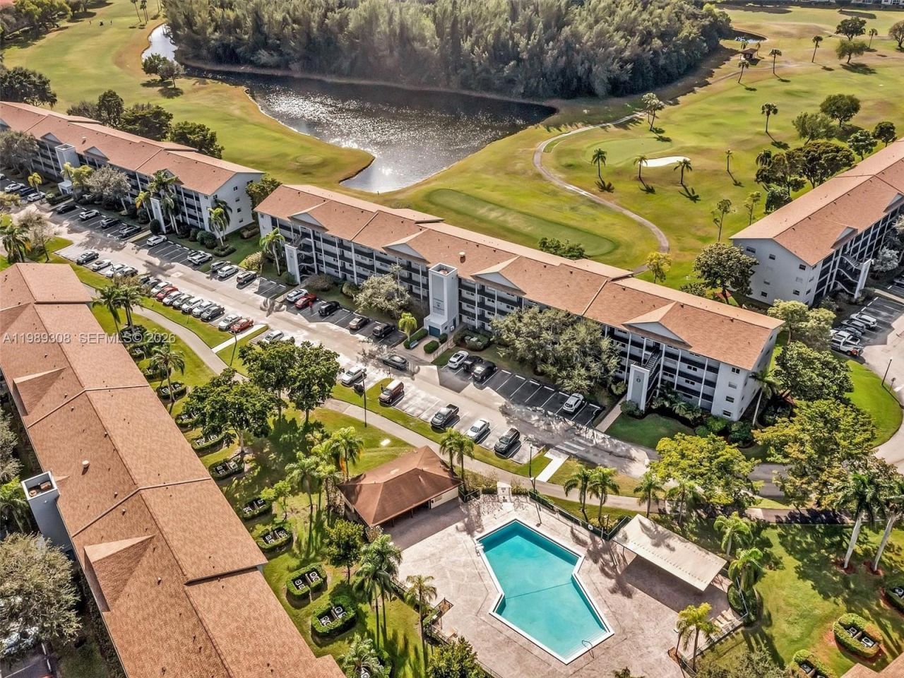 800 SW 125th Way , Unit 407O, Pembroke Pines, FL 33027 Photo