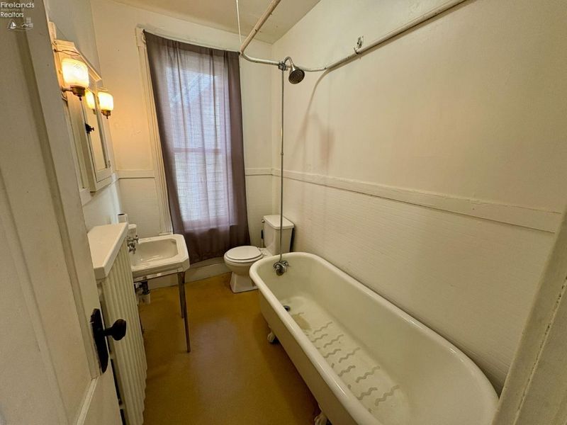 66 N Sandusky Street, Tiffin, OH 44883 Photo 22