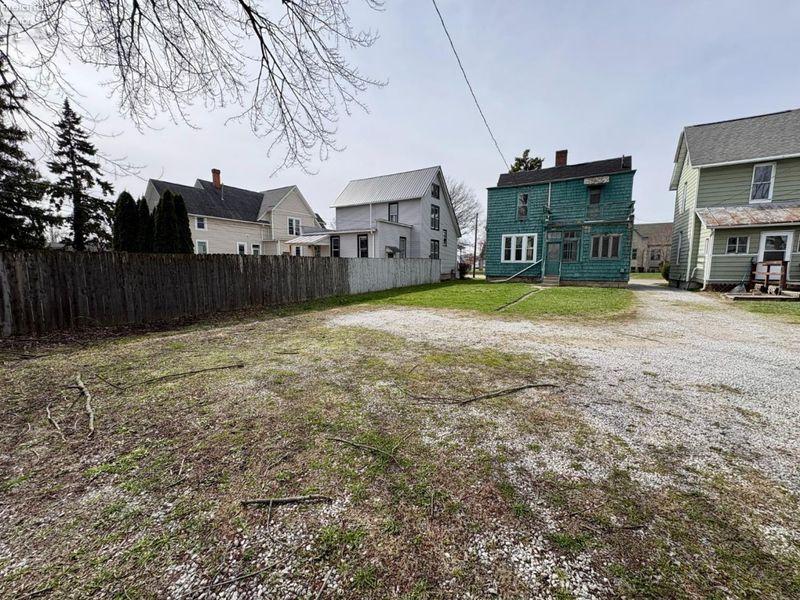 66 N Sandusky Street, Tiffin, OH 44883 Photo 32