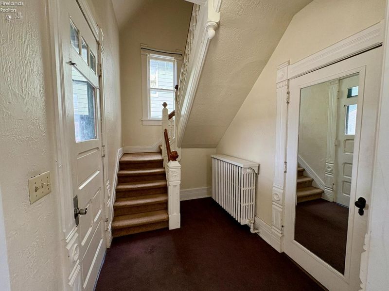 66 N Sandusky Street, Tiffin, OH 44883 Photo 4