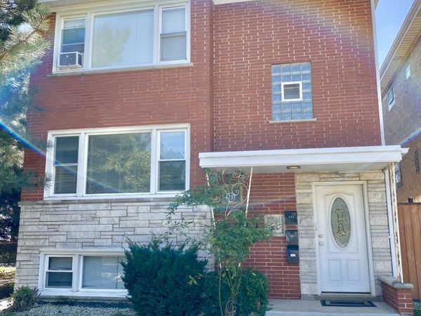 6231 W Montrose Avenue , Unit 1B, Chicago, IL 60634