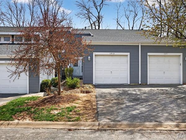 1013 Fairways Drive , Lake St Louis, MO 63367