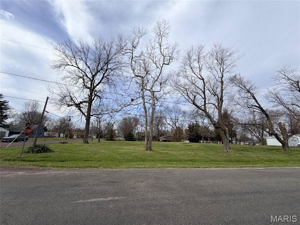 13007 Harrison Trail , Litchfield, IL 62056