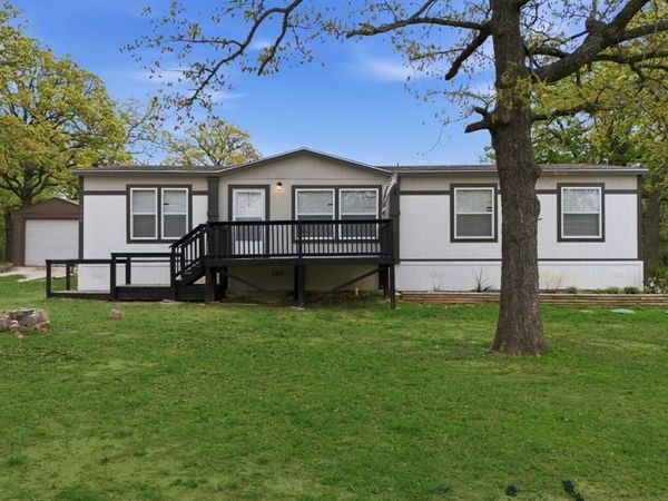 7334 W Line Road, Collinsville, TX 76233