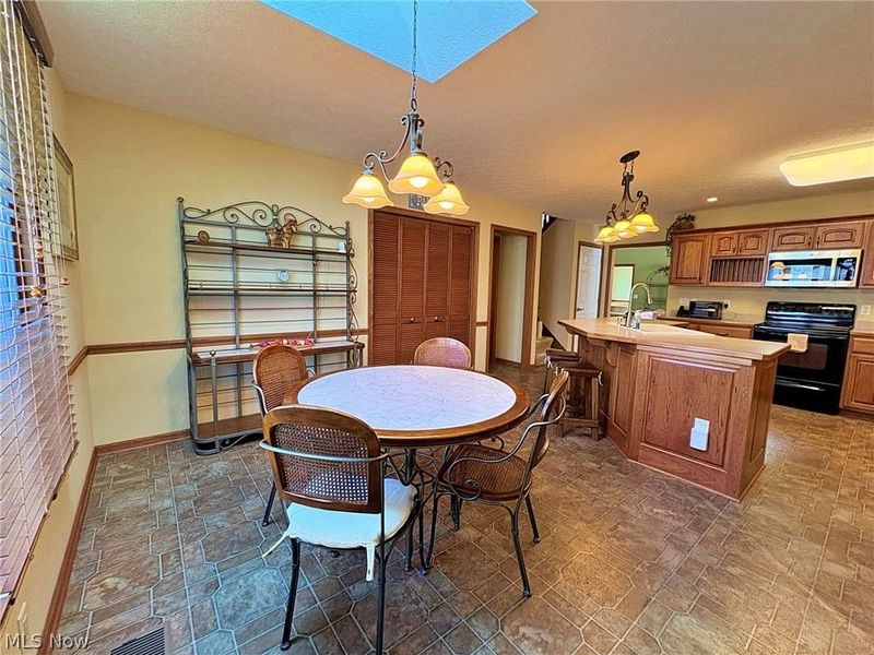 6340 Mallard Creek Run, Lorain, OH 44053 Photo 18