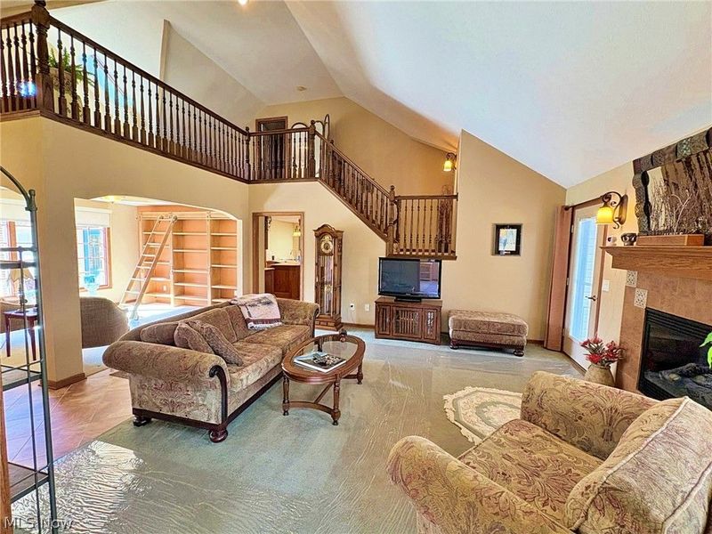 6340 Mallard Creek Run, Lorain, OH 44053 Photo 6