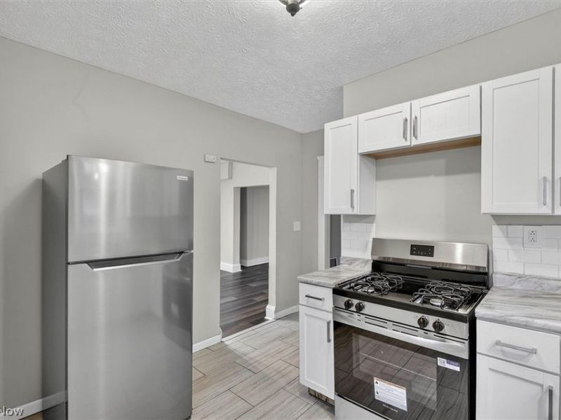 12912 Maplerow Avenue, Garfield Heights, OH 44105 Photo 10