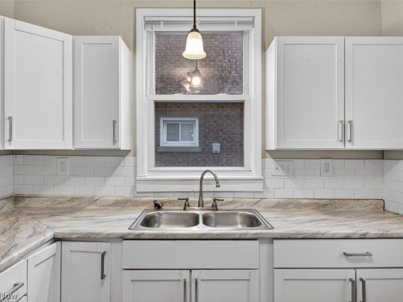 12912 Maplerow Avenue, Garfield Heights, OH 44105 Photo 11