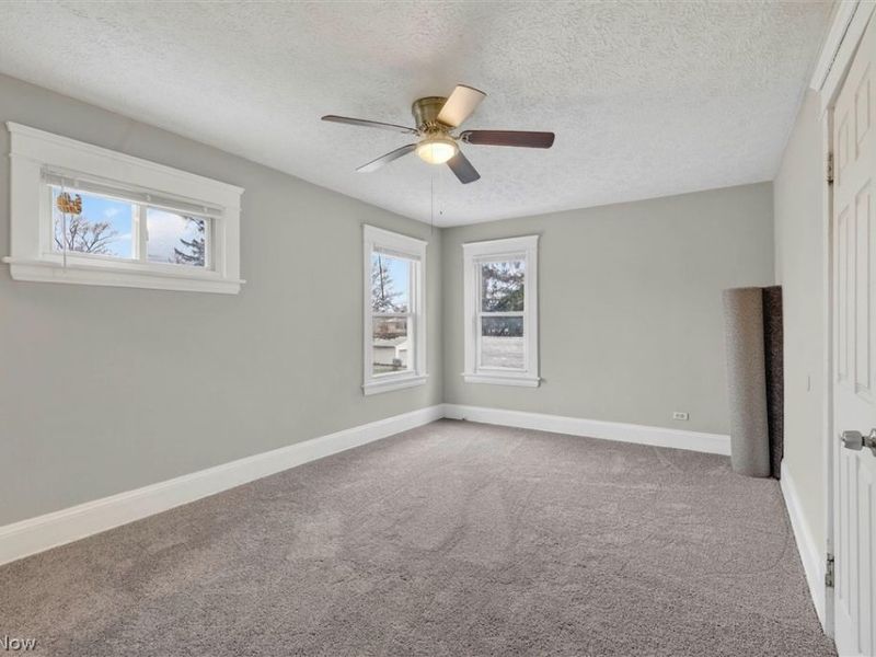 12912 Maplerow Avenue, Garfield Heights, OH 44105 Photo 13