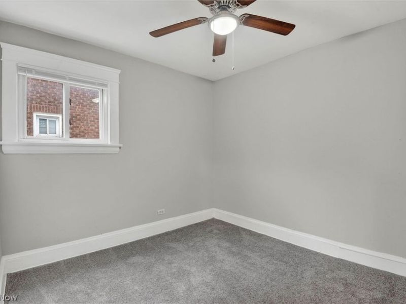 12912 Maplerow Avenue, Garfield Heights, OH 44105 Photo 19