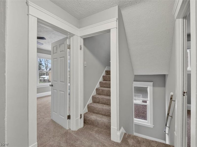 12912 Maplerow Avenue, Garfield Heights, OH 44105 Photo 21