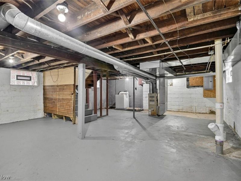 12912 Maplerow Avenue, Garfield Heights, OH 44105 Photo 24