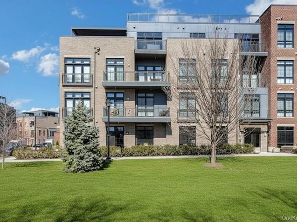 201 Horseman Boulevard, Unit 101, Sleepy Hollow, NY 10591