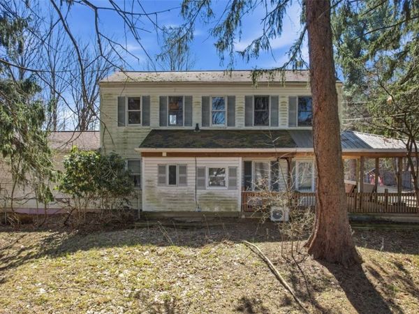 7524 Franklin Rd, Cranberry Twp, PA 16066