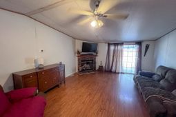 822 Parkers Rd photo 4