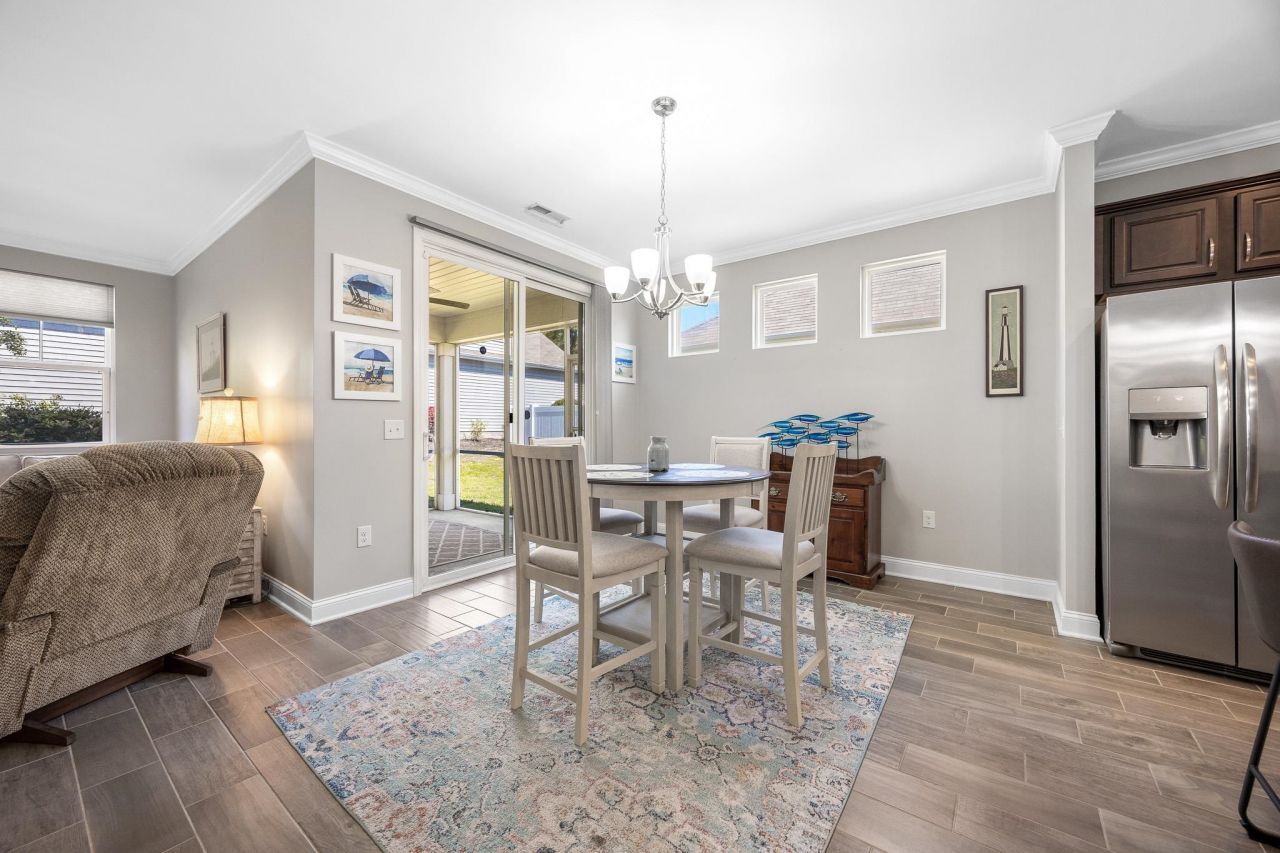 1004 Oak Marsh Ln. Photo 17