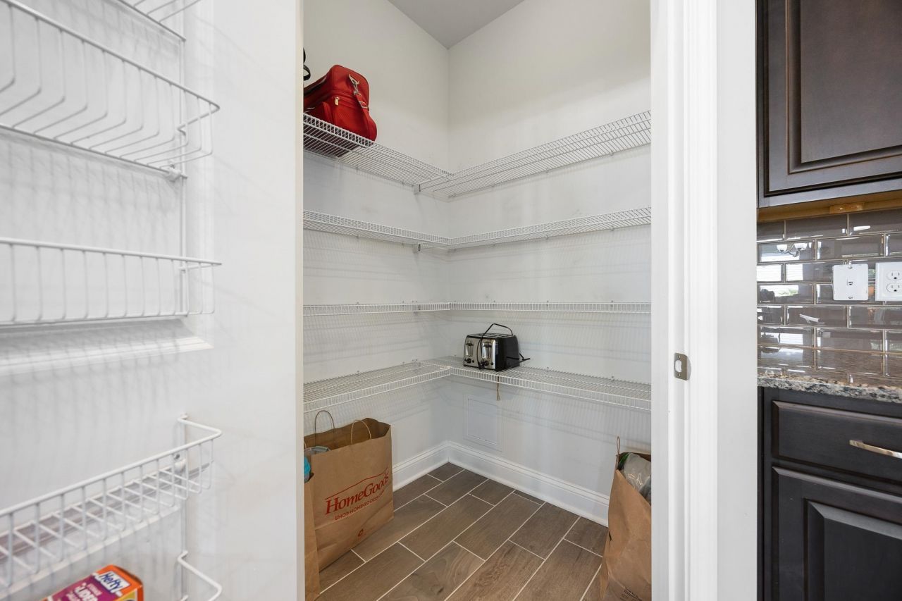 1004 Oak Marsh Ln. Photo 18