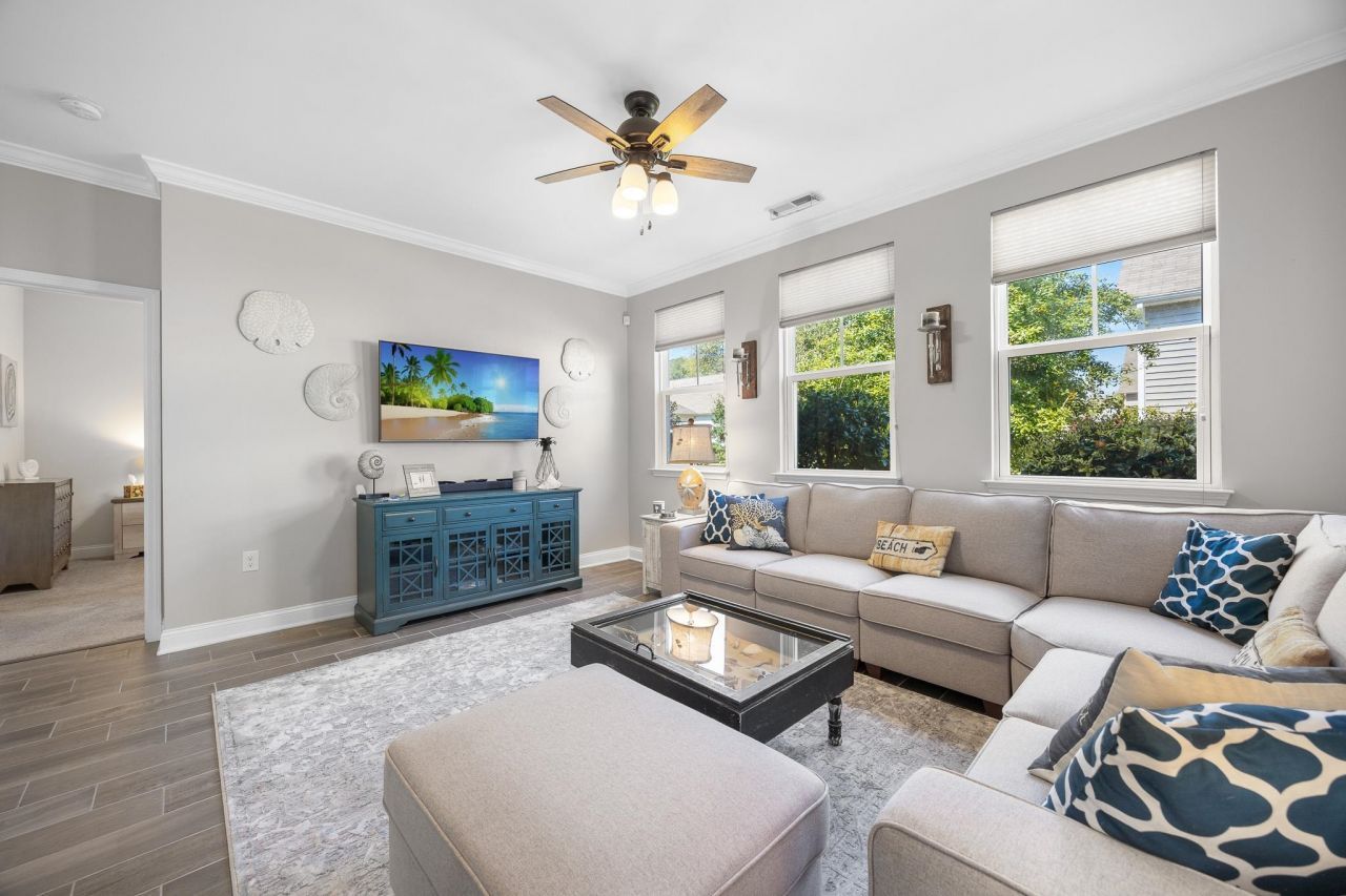 1004 Oak Marsh Ln. Photo 7