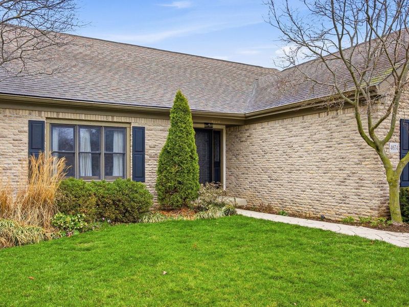 4674 Coolbrook Drive, Hilliard, OH 43026 Photo 2