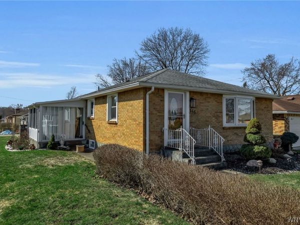 155 Angelacrest Lane , West Seneca, NY 14224