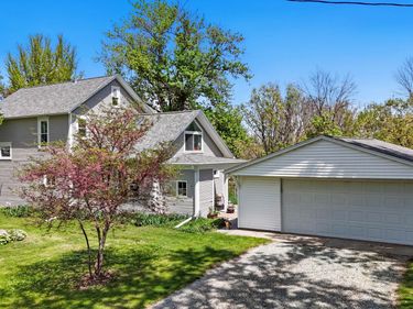 2384 200TH ST, Muscatine, IA 52761