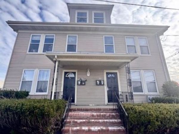101 Ocean Ave, Salem, MA 01970