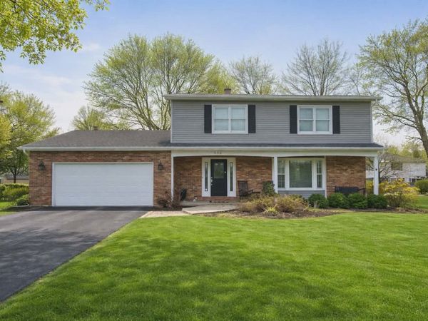 535 Apache Drive , Batavia, IL 60510