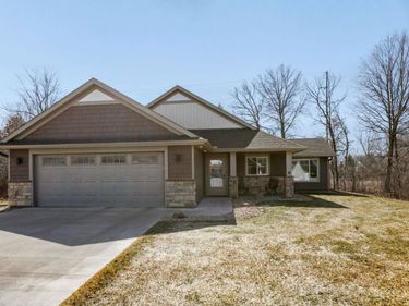 4735 381st Trail, North Branch, MN 55056