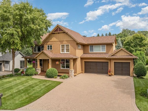 1520 Bridgewater Road, Golden Valley, MN 55422