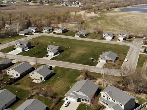 564 Willow Avenue , Eden Valley, MN 55329