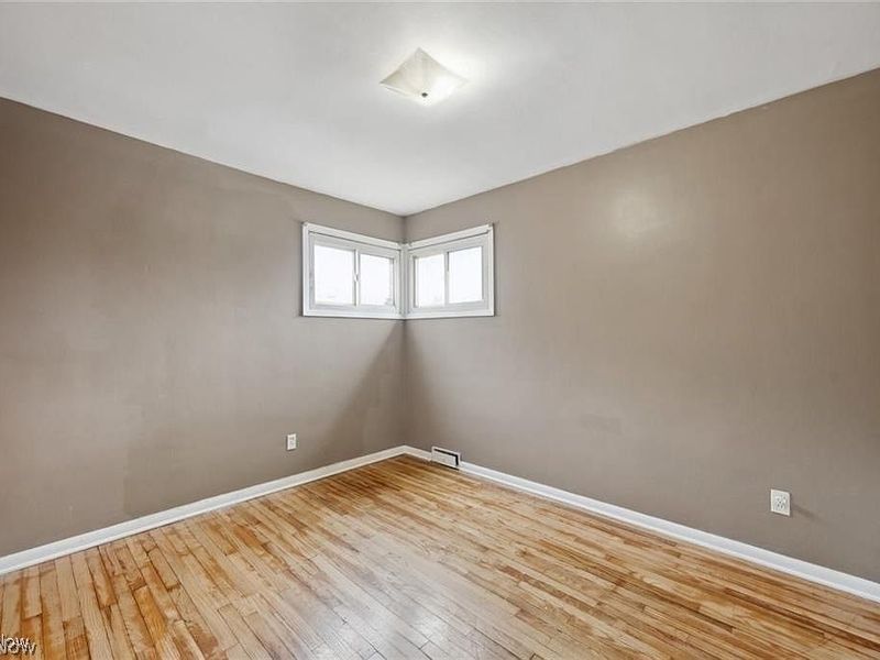 12214 Woodward Boulevard , Garfield Heights, OH 44125 Photo 11